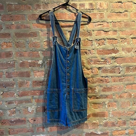 forever 21 overalls / overall shorts - Picture 2 of 7